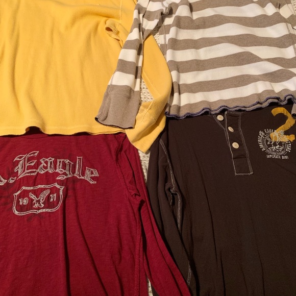 Like new long sleeve American eagle Henley’s - Picture 3 of 3